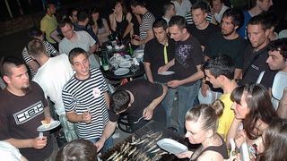 Ribarska festa zadarskih studenata u zagrebackom klubu Roko Ribarska festa zadarskih studenata u zagrebackom klubu Roko