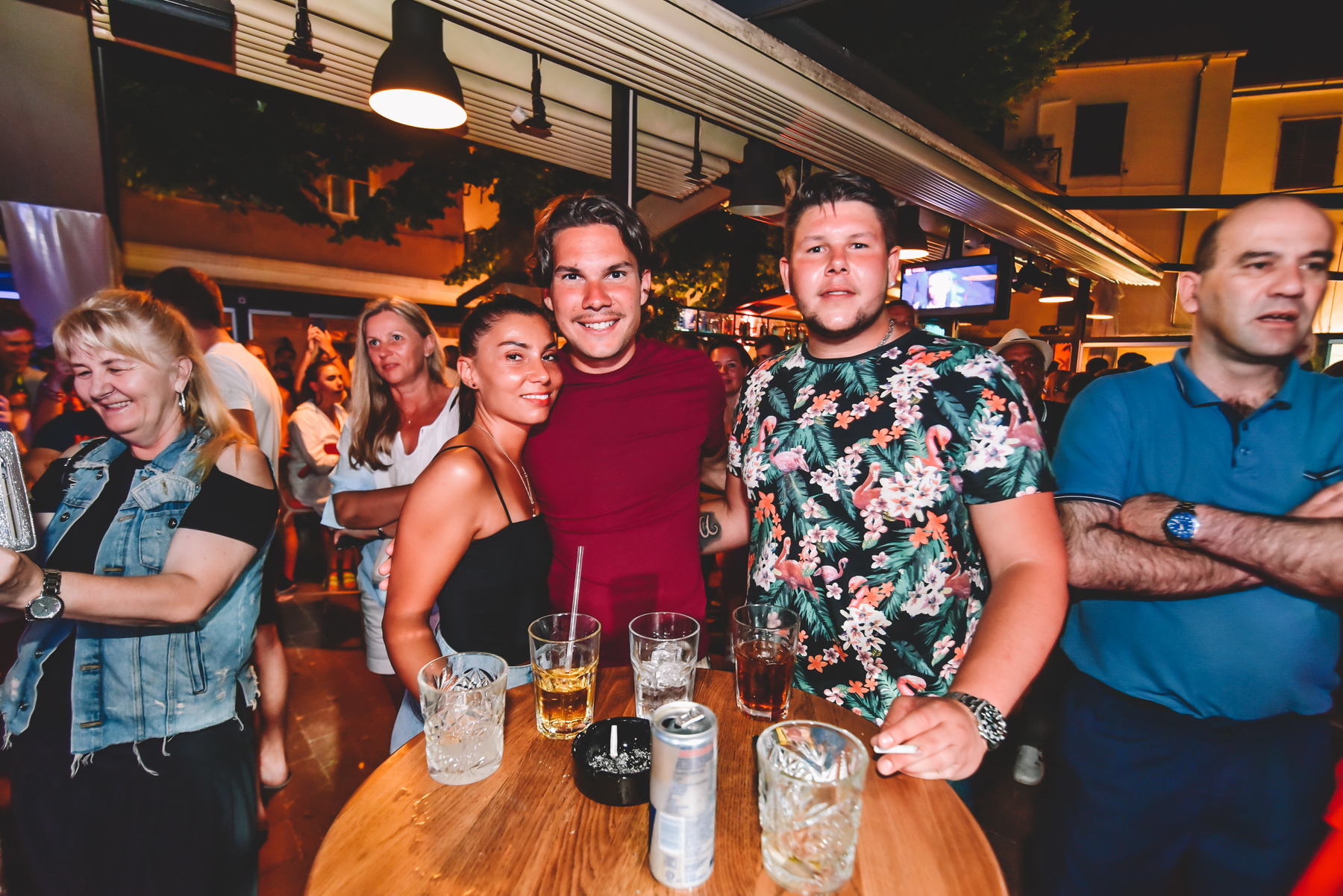 Colonia @ Caffe bar Kult