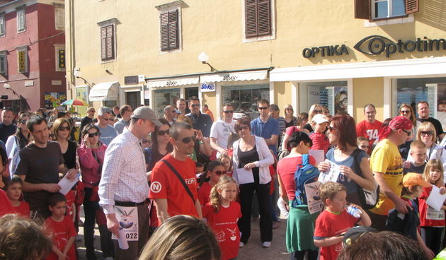 100 koraka kroz 1000 ulica