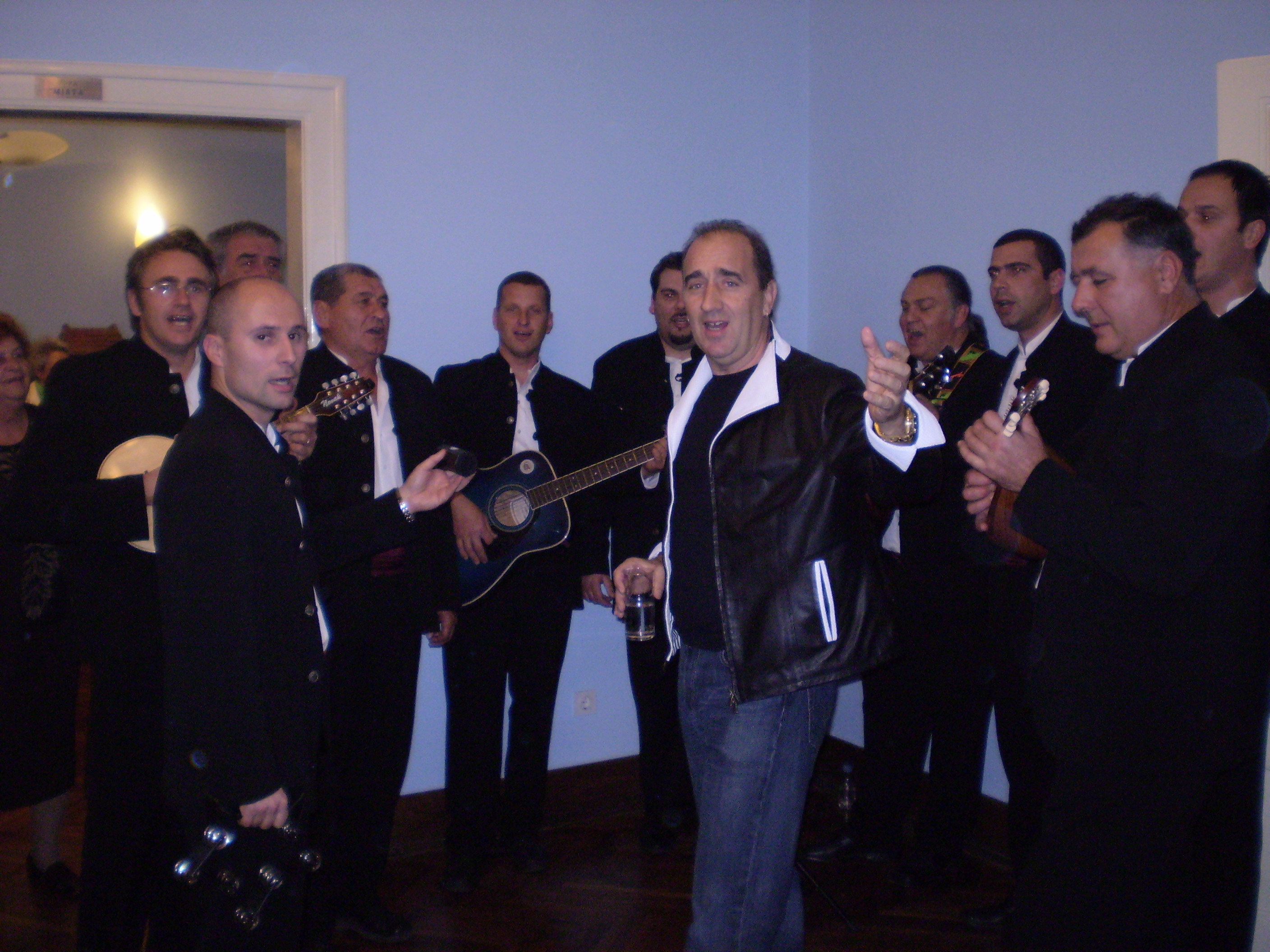 Klapa Kontrada u Klubu Zadrana u Zagrebu