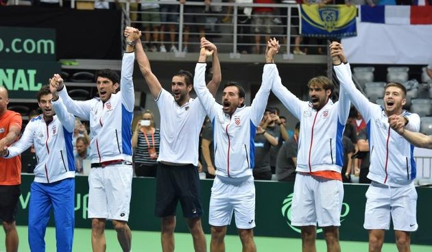 Davis Cup: Fešta nakon pobjede Marina Čilića nad Richardom Gasquetom i osiguranog plasmana u finale Davis Cupa. Photo: Hrvoje Jelavić/PIXSELL