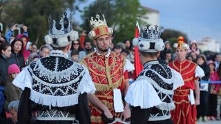 HGD Sv. Cecilija izvelo korčulanski viteški ples “Moreška” na Pozdravu suncu