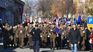 Image 380801 (auto) Image 380801 (auto)