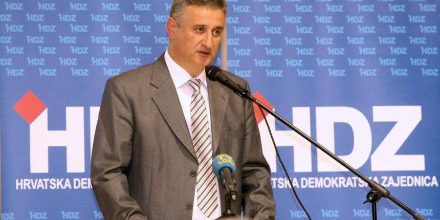 Motivacijski skup HDZ-a u Ciboni, foto; pixsell.hr Motivacijski skup HDZ-a u Ciboni, foto; pixsell.hr