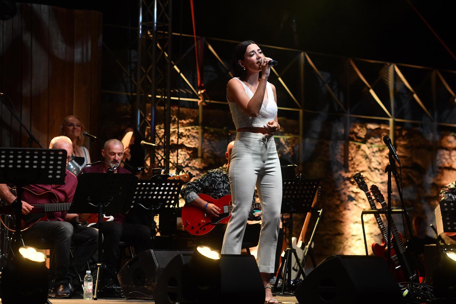 Koncert “Arsen, Čovjek kao ja” @ Tvrđava Sv. Mihovila