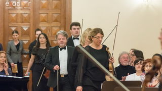 “Glazbena fantazija” Zadarskog komornog orkestra u Svečanoj dvorani Sveučilišta u Zadru. Solist Berislav Šipuš na klaviru, pod ravnanjem maestra Pavla Dešpalja “Glazbena fantazija” Zadarskog komornog orkestra u Svečanoj dvorani Sveučilišta u Zadru. Solist Berislav Šipuš na klaviru, pod ravnanjem maestra Pavla Dešpalja