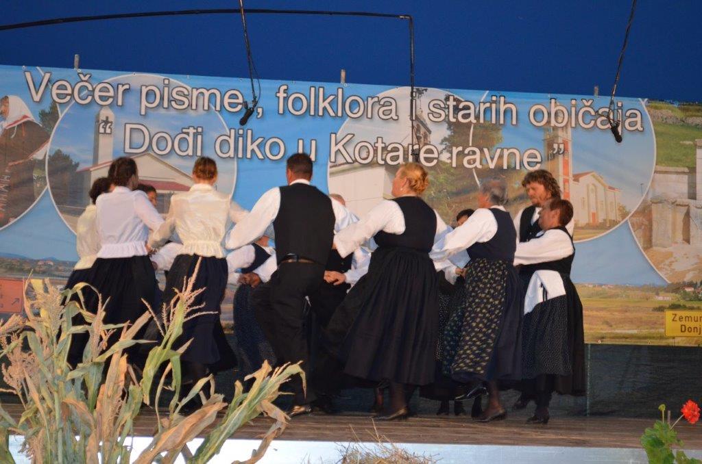 Folklor, ravni kotari, običaji, tradicija