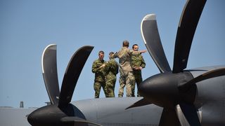 Američka posada MC-130 stigla u vojnu bazu Zemunik Američka posada MC-130 stigla u vojnu bazu Zemunik