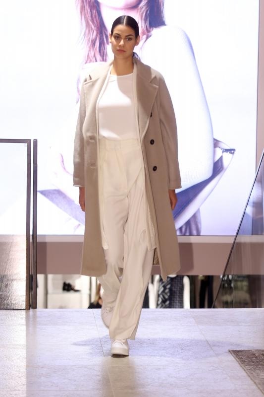 Zagreb: Poznati se okupili na modnoj reviji i otvorenju trgovine MaxMara