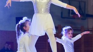 Plesna Božićna čarolija na otoku Pagu