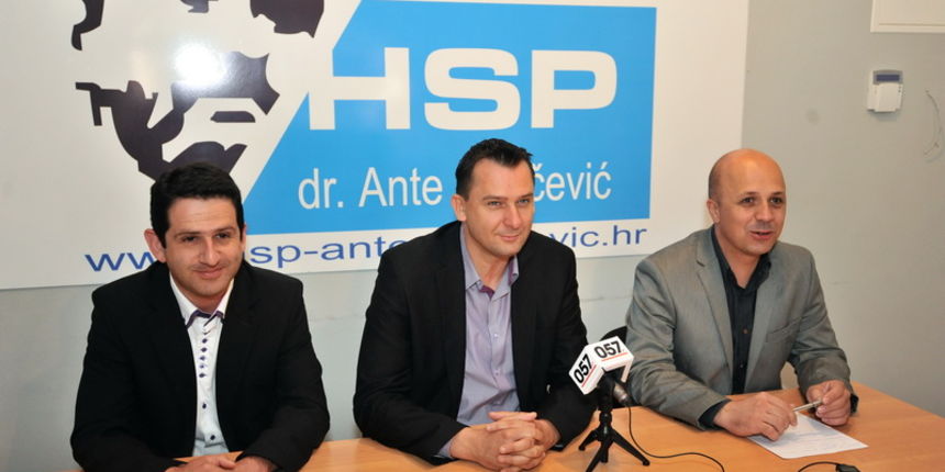 Zadar, 220513
Press konferencija zadarskog HSP-a AS povodom dobrih rezultata na lokalnim izborima.
Na fotografiji: Ivica Vlakic (kand za dogradonacelnika), Rudolf Dvorski (dopredsjednik HSP-a AS, kandidat za dozupana), Tomislav Saric(predsjednik zupanijsk Zadar, 220513
Press konferencija zadarskog HSP-a AS povodom dobrih rezultata na lokalnim izborima.
Na fotografiji: Ivica Vlakic (kand za dogradonacelnika), Rudolf Dvorski (dopredsjednik HSP-a AS, kandidat za dozupana), Tomislav Saric(predsjednik zupanijsk