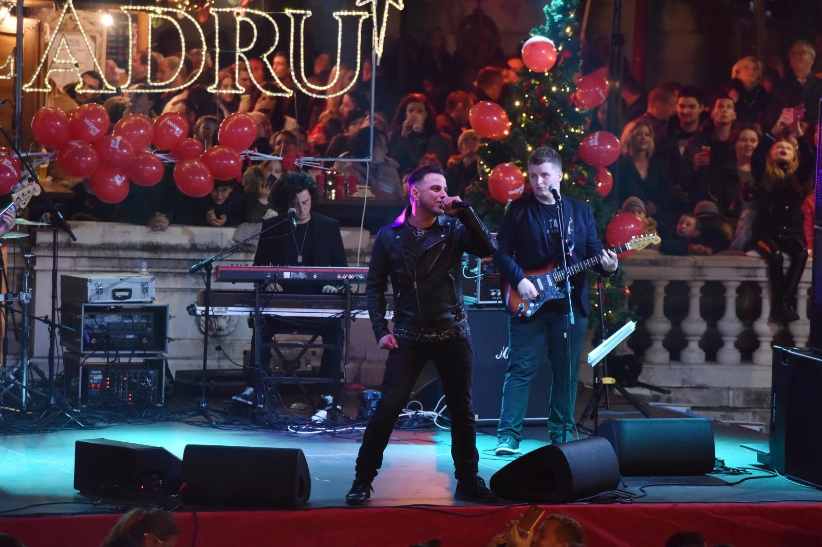 Koncert Ivana Zaka na otvorenju Adventa u Zadru