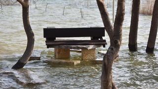 Nezapamćeno visoka razina vodostaja Vranskog jezera Nezapamćeno visoka razina vodostaja Vranskog jezera