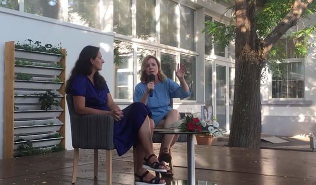 Korana Serdarević: Pisac bi trebao biti u poziciji i ljepote i istine