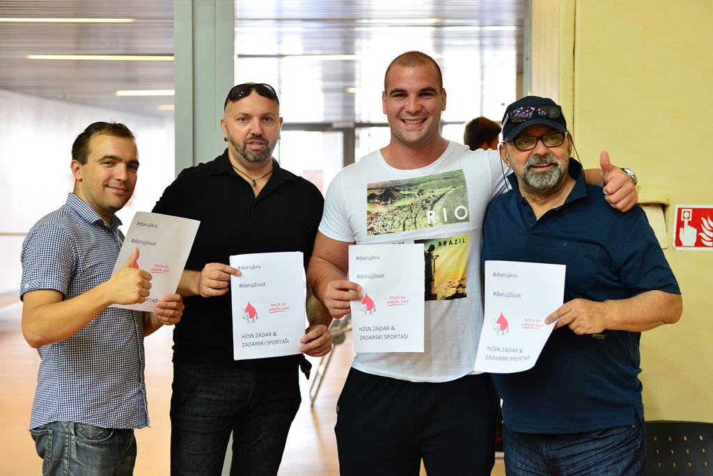 U organizaciji sekcije HZSN Zadar u dvorani 1 SC Višnjik održana je akcija dobrovoljnog darivanja krvi na kojoj je prikupljeno 25 doza tekućine koja život znači. Ante Župan, Željko Kapelari, Stipe Žunić i Mladen Malik