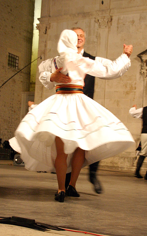 Image 1176183 (auto)