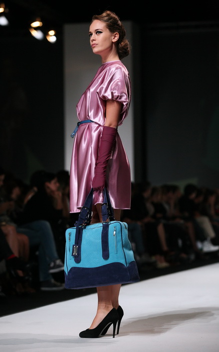 Zagreb, 300911.
Zagrebacki velesajam.
Modna revija Dove Fashion.hr proljece – ljeto 2012.
Na slici: revija Hera, Robert Sever.
Foto: Biljana Gaurina / CROPIX Zagreb, 300911.
Zagrebacki velesajam.
Modna revija Dove Fashion.hr proljece – ljeto 2012.
Na slici: revija Hera, Robert Sever.
Foto: Biljana Gaurina / CROPIX