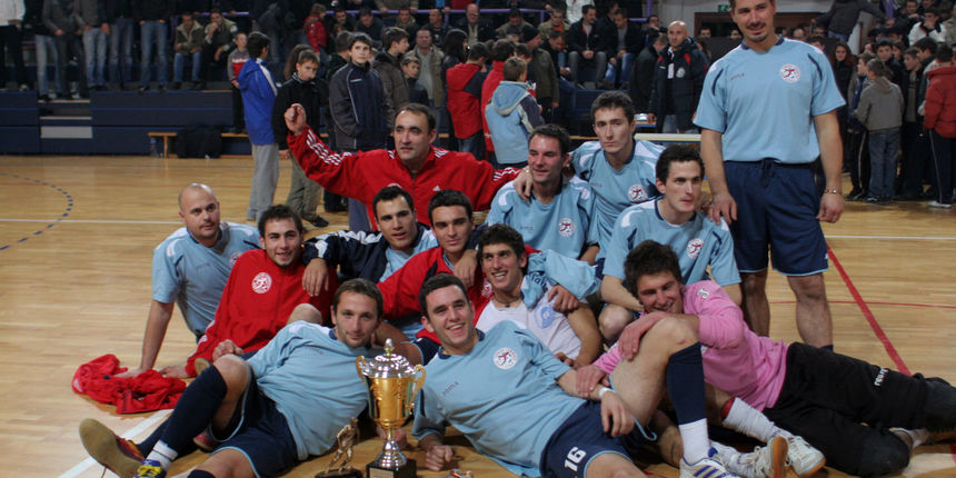 MNK Tornado Commerce MNK Tornado Commerce