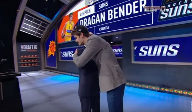 NBA Draft: Phoenix Sunsi izabrali Dragana Bendera kao 4. pick. Screenshot Youtube