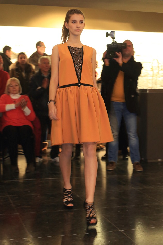 Šibenska Noć Muzeja:Povijest pretočena u originalne modne kreacije Karmen Herceg Šibenska Noć Muzeja:Povijest pretočena u originalne modne kreacije Karmen Herceg