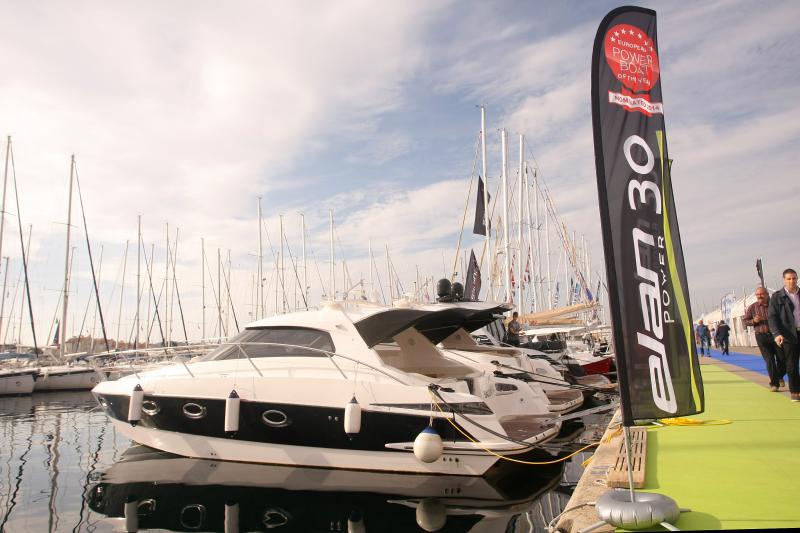 24.10.2013., Biograd – U Biogradu je jutros otvoren Biograd boat show. Na najvecem sajmu ovog tipa u Hrvatskoj preko 250 izlagaca sudjeluje s raznim novitetima iz podrucja nautike. Photo: Dino Stanin/PIXSELL