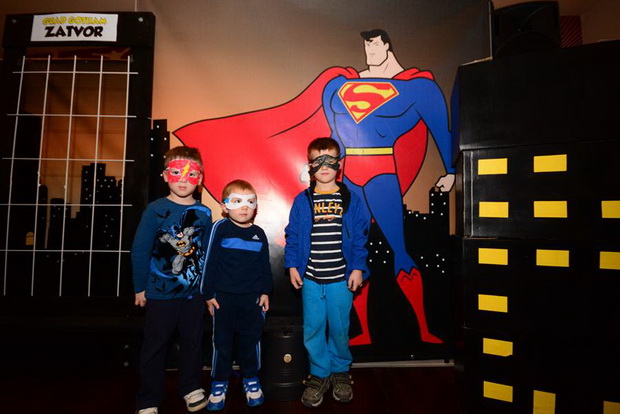 Superheroji u trgovinskom centru Supernova 25. listopada 2014. Foto: Iva Perinčić Superheroji u trgovinskom centru Supernova 25. listopada 2014. Foto: Iva Perinčić