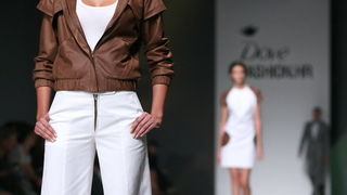 Zagreb, 011011.
Zagrebacki velesajam.
Modna revija Dove Fashion.hr proljece – ljeto 2012.
Na slici: revije RIO MAN collection Klarica i RIO WOMAN collection Mrvosa.
Foto: Biljana Gaurina / CROPIX Zagreb, 011011.
Zagrebacki velesajam.
Modna revija Dove Fashion.hr proljece – ljeto 2012.
Na slici: revije RIO MAN collection Klarica i RIO WOMAN collection Mrvosa.
Foto: Biljana Gaurina / CROPIX