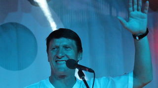 Virsko ljeto 2016: Tomislav Bralić i klapa Intrade oduševili 12 tisuća obožavatelja na virskoj rivi Virsko ljeto 2016: Tomislav Bralić i klapa Intrade oduševili 12 tisuća obožavatelja na virskoj rivi