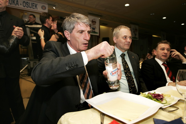 Bila noc Hajduka u Belom Manastiru