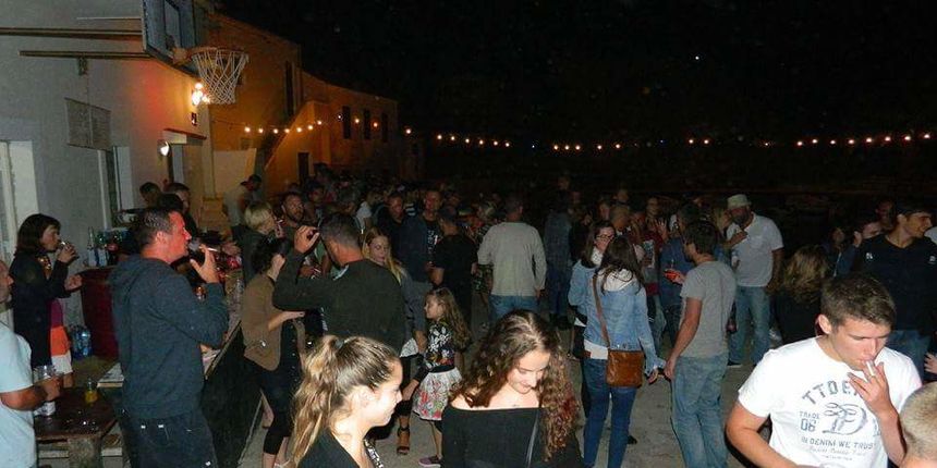 Fešta u Maloj Ravi Fešta u Maloj Ravi