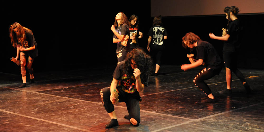 Zadar, 12.5.2012. snimio: Nenad Marčev
1. Zadarski plesni festival
(In memoriam Nives Šimatović-Predovan)
Dvorana Kazališta lutaka Zadar Zadar, 12.5.2012. snimio: Nenad Marčev
1. Zadarski plesni festival
(In memoriam Nives Šimatović-Predovan)
Dvorana Kazališta lutaka Zadar