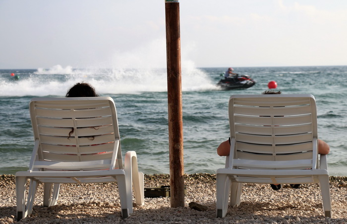 Vir: Slobodan trening na plaži Jadro pred utrke Alpe Adria Jest Ski Toura. Foto: Kažimir Škrbić/Virski list