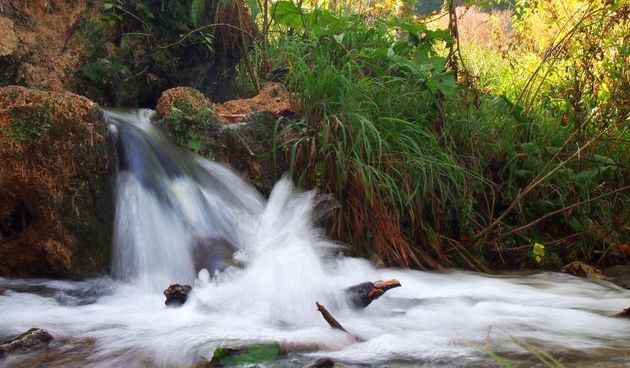 Nacionalni park Plitvicka jezera posjetiteljima nudi posjet po simbolicnoj cijeni od 25 kuna povodom obiteljskog tjedna. Primamljivu ponudu i toplo vrijeme iskoristili su mnogi turisti. Photo: Borna Filic/PIXSELL