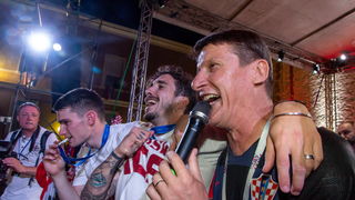 Veličanstven doček četvorice zadarskih Vatrenih od Gradskog mosta do Foruma