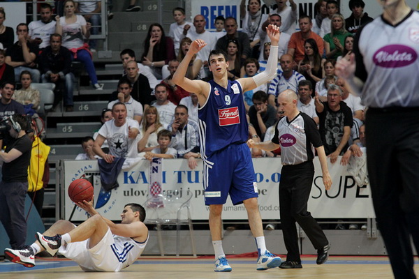 Finale doigravanja, 2. utakmica: KK Zadar – KK Cibona 76-92