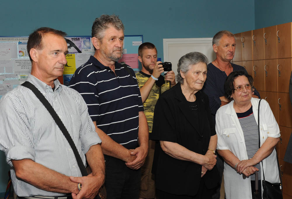 Zadar, 4.6.2012. snimio: Nenad Marčev
Izložba Petra Goića
Gradska knjižnica Zadar Zadar, 4.6.2012. snimio: Nenad Marčev
Izložba Petra Goića
Gradska knjižnica Zadar