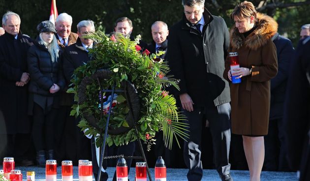 Zagreb: Polaganje vijenaca na groblju Mirogoj povodom obljetnice smrti Franje Tuđmana