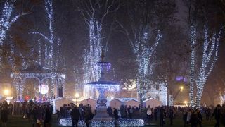 Na Zrinjevcu otvoren Advent u Zagrebu