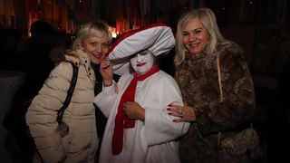 Cirkultura i Jasmin Stavros otvorili Maškare na Viru Cirkultura i Jasmin Stavros otvorili Maškare na Viru