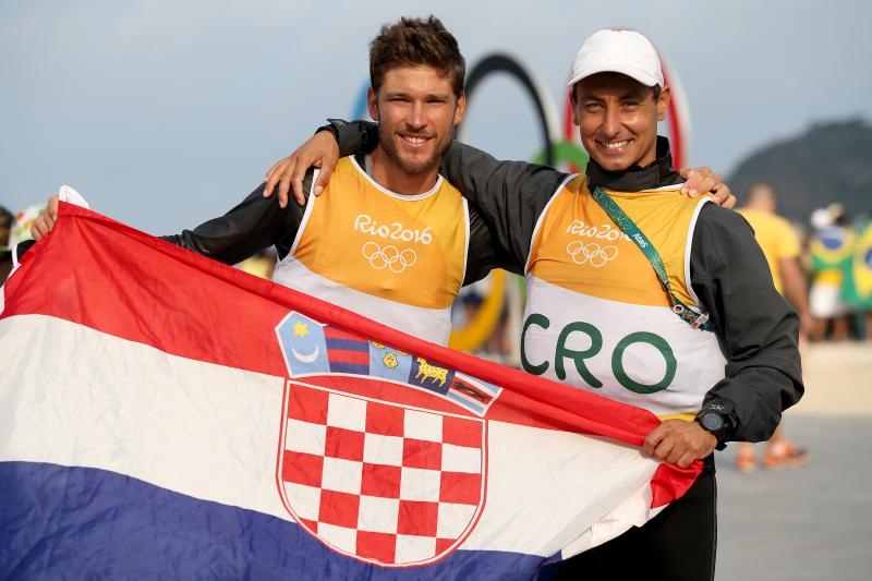 Rioe de Janeiro. Olimpijski prvaci u klasi 470, Šime Fantela i Igor Marenić. Rioe de Janeiro. Olimpijski prvaci u klasi 470, Šime Fantela i Igor Marenić.