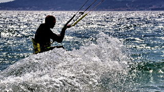 Surferi i kiteri guštali u južini na Boriku Surferi i kiteri guštali u južini na Boriku