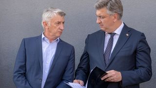 Premijer Plenković sudjelovao na svečanosti primopredaje ključeva POS-ovih stanova Premijer Plenković sudjelovao na svečanosti primopredaje ključeva POS-ovih stanova