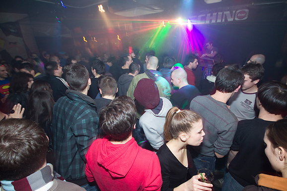 Kuzma & Shaka Zulu @ Maraschino bar (foto:Saša Čuka) Kuzma & Shaka Zulu @ Maraschino bar (foto:Saša Čuka)