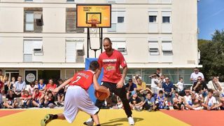 Kid’s Day na Forumu: Vassilis Spanoulis s klincima zaigrao basket 3na3, Foto: Dino Stanin/PIXSELL