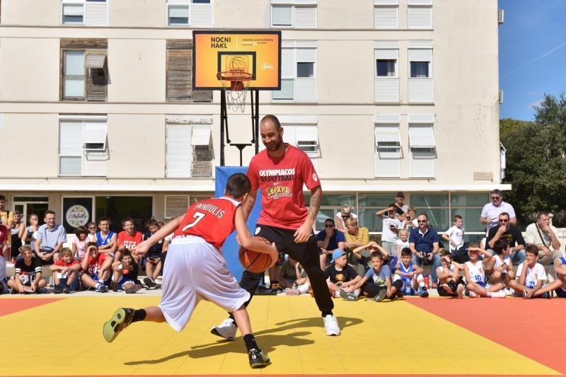 Kid’s Day na Forumu: Vassilis Spanoulis s klincima zaigrao basket 3na3, Foto: Dino Stanin/PIXSELL
