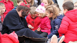 Sveti Nikola darivao mališane na Viru, Krampus bez posla Sveti Nikola darivao mališane na Viru, Krampus bez posla