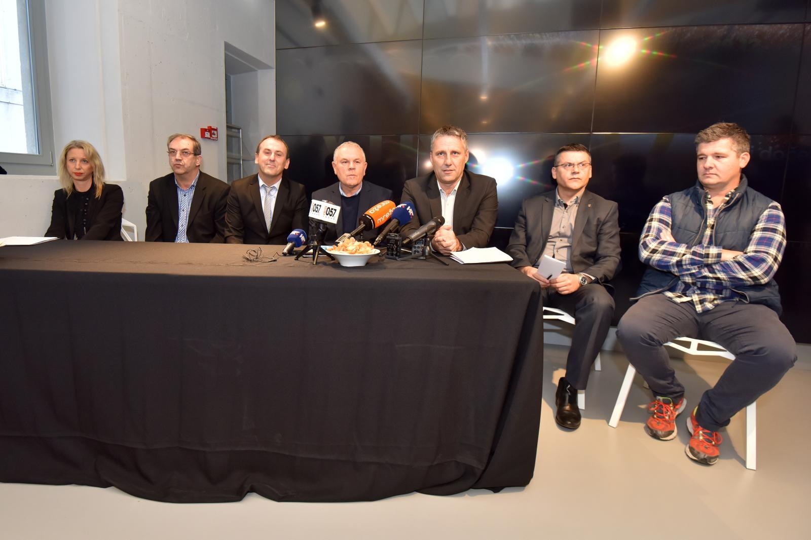 U TZ grada Zadra najavljen ovogodišnji Advent U TZ grada Zadra najavljen ovogodišnji Advent