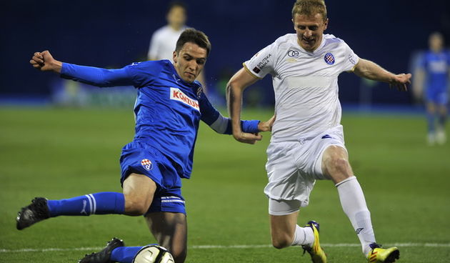 Zagreb, 170312.
Maksimirski stadion.
Nogometna utakmica 22. kola MAXtv 1.HNL izmedju GNK Dinamo i NK Hajduk.
Na slici: Milan Badelj i Mato Neretljak.
Foto: Marko Miscevic / CROPIX