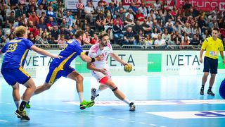 U doista sjajnoj atmosferi koju je stvorilo oko 5000 navijača iz cijele Hrvatske, naši su rukometni reprezentativci remizirali sa Švedskom i to s rezultatom 25-25. Bila je to ‘kaubojima’ pretposljednja pripremna utakmica uoči Olimpijskih igara