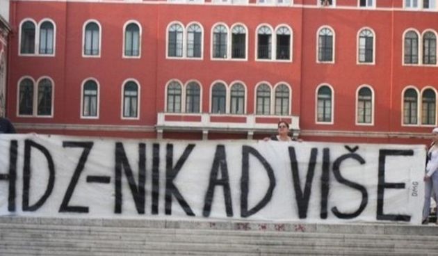 HDZ nikad više ( foto Index.hr).